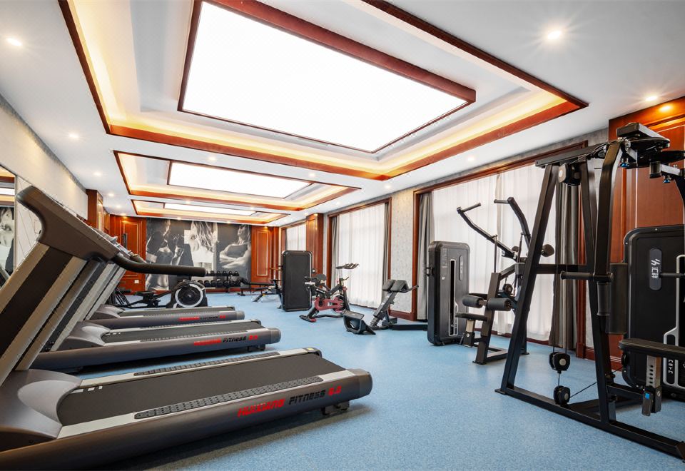 4. 룽화 호텔 칭다..