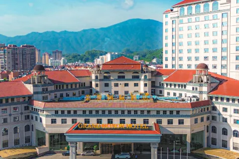 Grand Honor Hotel