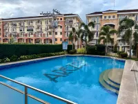 7-14min From Airport, SM mall, Large Work Table, Free Pool, Digital Nomad/Remote Work