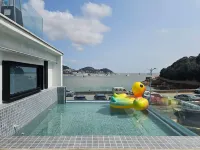 Sanheli Villa Seaview Designer Meizhu (Zhoushan Zhujiajianwushitang Store) - สระว่ายน้ำแบบอินฟินิตี้