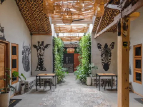 INNCA Exotic Inn, Semarang Hotels in Gayamsari