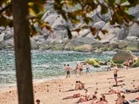 Lub d Koh Tao Tanote Bay Hôtels à proximité de : Plage de Laem Thian