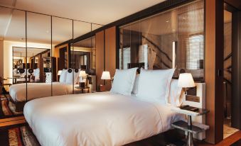 SAX Paris, LXR Hotels & Resorts