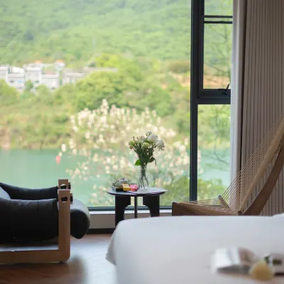 Mountain Echo River View Resort Homestay (Chenzhou Zixing Dongjiang Lake Branch) Hotels near Yanjiang Park
