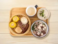 Huayue Village Hot Spring Hotel Hotels in Dongyuan