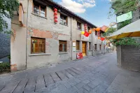 Ancient city hidden homestay Các khách sạn gần Yanyudun