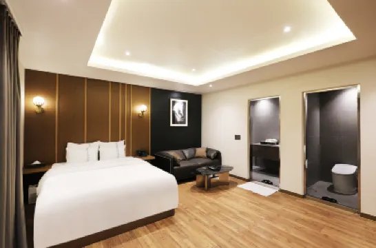 mari hotel 住宿飯店