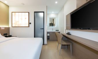 ChaoWai MEN•Luxury Boutique Hotel(Beijing Gongti Chaoyangmen Subway Station Store)