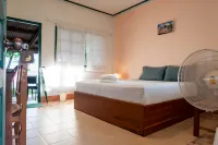 Souchitra Riverside Guesthouse Hotels in Champasak