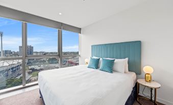 Trafalgar Lane Apartments by CLLIX