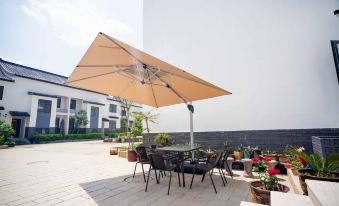 Dreams View Designer Parent-Child Resort & Art Inn (Yixing Yaohu Town Branch)