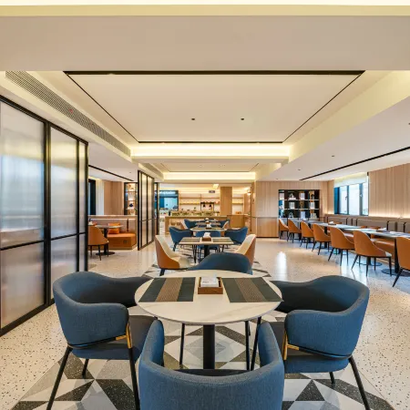 Yishang Hotel (Huzhou Deqing Branch)