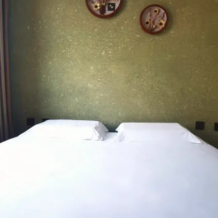 Haolaiwu Grand Hotel (Baoding Gaobeidian Baigou International Trade City)