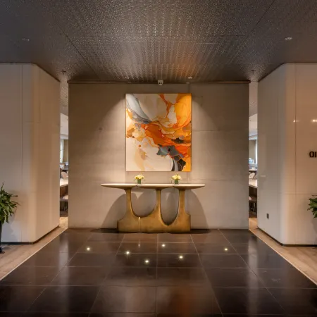 Hangzhou Hotel Отели рядом с достопримечательностью «Площадь Улинь»