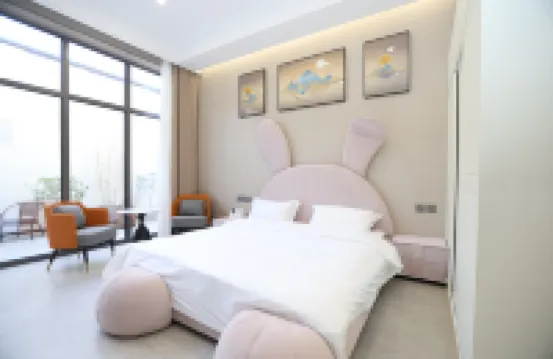 Liufu Hotel (Universal Studios Store)