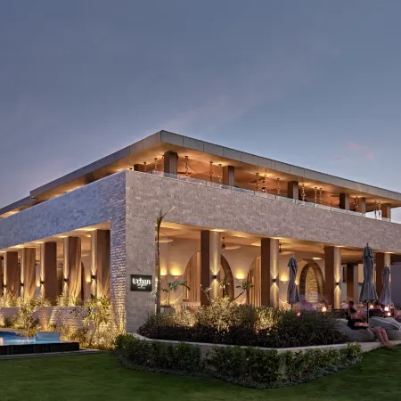 Crowne Plaza FIJI NADI BAY RESORT & SPA by IHG