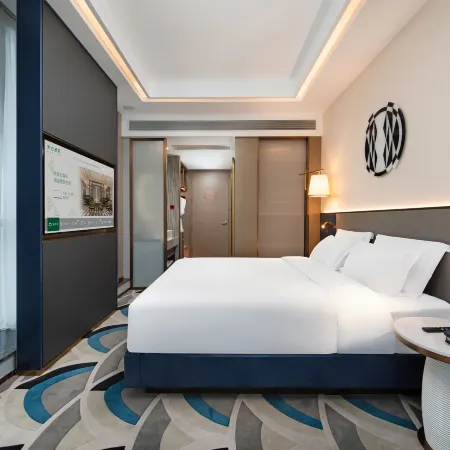 Guiyang North Railway Station West Square Madison Hotel