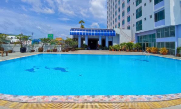 Diamond Plaza Hotel Suratthani