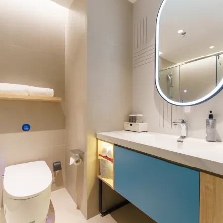 Homeinn · neo (Haicheng Huancheng Dong Road Shanghaicheng)