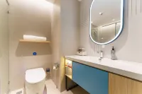 Homeinn · neo (Haicheng Huancheng Dong Road Shanghaicheng) - موقف سيارات