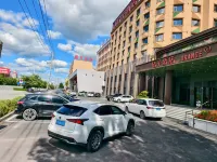 Orange Hotel (Hunchun European Style Street) - parking