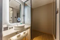 Magnotel Hotel (Jinzhou Linghai Jiuhuashan Park) Hotels in Linghai