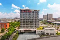 Orange Hotel (Ganzhou Economic and Technological Development Zone Wanda Plaza Hotel) Hotels near Jiangxi University of Technology (Hongqi Campus)