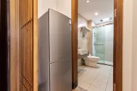 Yibianque Hotel in Emei Mountain - New