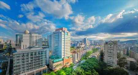 Fujian Landscape Hotel Отели рядом с достопримечательностью «Jinshan College of Fujian Agriculture and Forestry University»