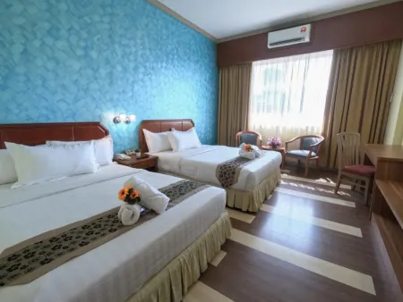Hotel Sandakan Отели рядом с достопримечательностью «Agnes Newton Keith Home»