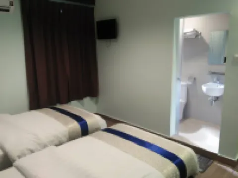 Summer Hotel Hotels near 0 km Kota Kinabalu