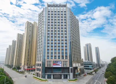 JI Hotel (Wuhan Baishazhou Longhu Tianjie) Hotels near Wuhan University of Science and Technology Student Working Office