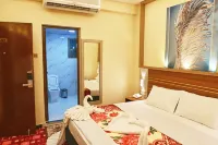 Tanha Palace Hotel