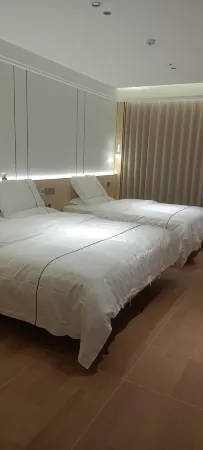 Yunqiang Yazhu Homestay (Songpan High-Speed Railway Station)