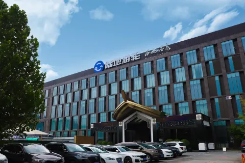 Xishan Hot Spring Hotel