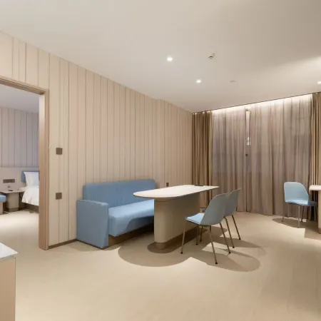 HanTing Hotel (Zhanjiang Fisherman's Wharf)