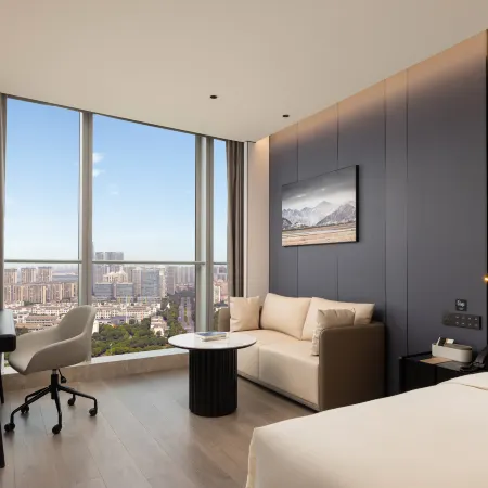 Atour Hotel in Fengmao Li, Kuncheng Lake, Changshu Southeast Development Zone. Changshu otelleri