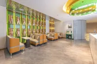 Meicheng Huanzhu Hotel (Shucheng Wanda Plaza) Hotels in Shucheng