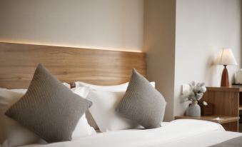 Shen Ho Hotel(Shanghai Hongqiao National Convention and Exhibition Center Store)