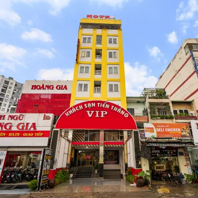 Collection O District Tan Phu - Tien Thang Hotel Các khách sạn gần Quận Tân Phú