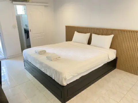 SP Place Hotel Hotels near White Sand beach