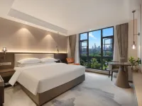 Pujiang Grand Hotel (Liuzhi Special District Leisure Plaza)
