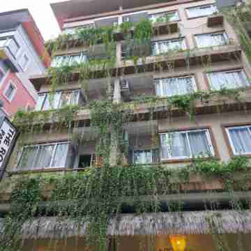 The Rock Patong Comfort Stay Hotel Exterior