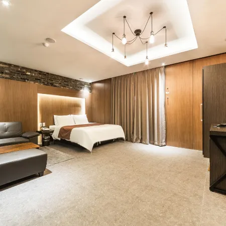 Hotel Banwol Asiad Отели рядом с достопримечательностью «Спортивный Комплекс Инчхон Мунхак»
