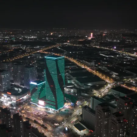 Xingyu Hotel (Dalian Wanda Commercial Street Zhongtian Yunjing)