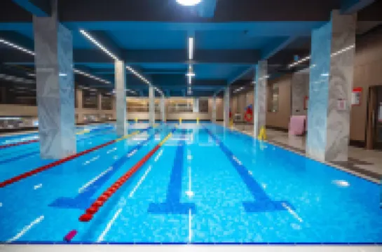 โรงแรมอีชาร์ม (สถานีรถไฟหลี่หลิง)