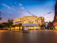 R ROYALSS HOTEL (Luohe Renmin Road Xintiandi Pedestrian Street Branch) 뤄허 호텔