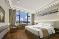 Jinma Lakeside Hotel