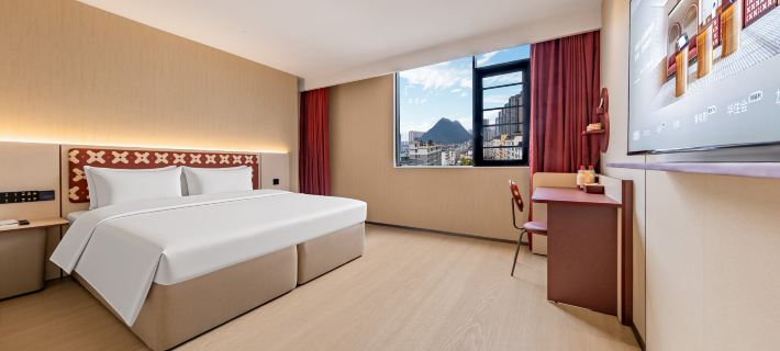 Hello Hotel (Fenghuang Avenue Branch, Zhongshan District, Liupanshui) 류판수이 호텔