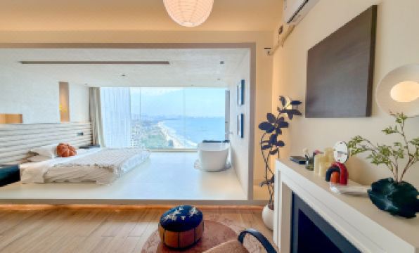 Baisite Van Gogh Sea Resort Meisu Hotel (Shanwei Poly Jinxuanwan Branch)